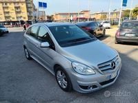 Usata Mercedes B160 95 CV (69 kW) 2010 Grigio Monovolume