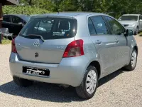 Usata Toyota Yaris 90 CV (66 kW) 2007 Grigio Utilitaria