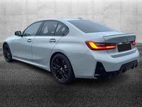 Usata BMW 330 M Sport 245 CV (180 kW) 2024 Grigio metallizzato Berlina
