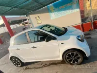 Usata Smart ForFour 71 CV (52 kW) 2016 Bianco Utilitaria