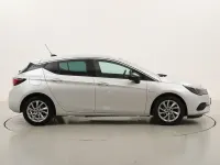 Używany Opel Astra Business Elegance 122 KM (89 kW) 2021 Srebrny Sedan/Limuzyna