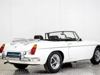 Usata MG B 97 CV (71 kW) 1973 Bianco Cabrio