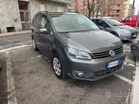 Usata VW Touran Highline 105 CV (77 kW) 2012 Grigio Monovolume