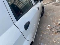 Usata Fiat Grande Punto 65 CV (47 kW) 2007 Bianco Utilitaria