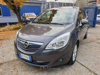 Usata Opel Meriva Cosmo 95 CV (69 kW) 2012 Grigio Monovolume