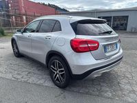 Usata Mercedes GLA180 Executive 109 CV (80 kW) 2016 Argento SUV