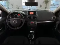 Usata Renault Clio III 75 CV (55 kW) 2010 Berlina