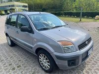 Usata Ford Fusion 80 CV (58 kW) 2011 Argento Utilitaria