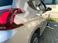 Usata Peugeot 2008 99 CV (72 kW) 2016 Grigio SUV