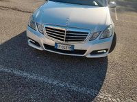 Usata Mercedes E300 204 CV (150 kW) 2010 Grigio Station wagon