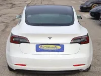 Usata Tesla Model 3 Standard Range 100 kW (136 CV) 2019 Bianco Berlina