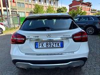 Usata Mercedes GLA220 Business 184 CV (135 kW) 2017 Bianco SUV