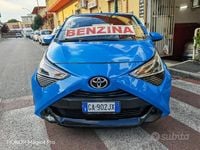 Usata Toyota Aygo X-clusiv 72 CV (52 kW) 2020 Blu Utilitaria