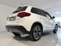 Usata Suzuki Vitara 140 CV (102 kW) 2019 Grigio SUV