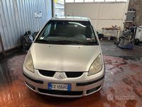 Usata Mitsubishi Colt Invite 95 CV (69 kW) 2007 Grigio Berlina