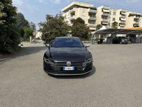 Usata VW Arteon Elegance 190 CV (139 kW) 2019 Nero Utilitaria