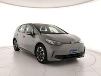 Usata VW ID.3 Pro Performance 150 kW (204 CV) 2024 Moonstone grey nero Utilitaria