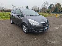 Usata Opel Meriva Cosmo 120 CV (88 kW) 2012 Grigio Monovolume