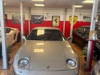 Usata Porsche 928 310 CV (228 kW) 1983 Grigio Coupé