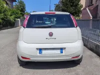 Usata Fiat Punto 77 CV (56 kW) 2013 Bianco Utilitaria
