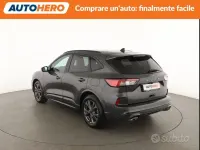 Usata Ford Kuga 120 CV (88 kW) 2022 Grigio SUV