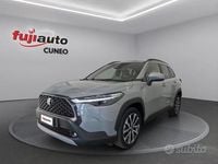Usata Toyota Corolla Cross Trend 140 CV (102 kW) 2025 Cement grey SUV