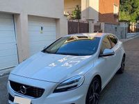 Usata Volvo V40 R-Design Momentum 120 CV (88 kW) 2018 Bianco Berlina
