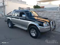 Usata Mitsubishi L 115 CV (84 kW) 2006 Nero SUV