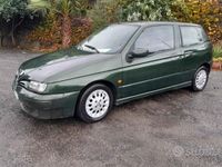 Usata Alfa Romeo 145 103 CV (75 kW) 2000 Verde Utilitaria