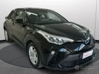 Second-hand Toyota C-HR Active 98 CP (72 kW) 2022 Negru SUV