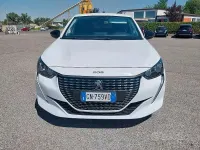 Usata Peugeot 208 Allure 101 CV (74 kW) 2023 Bianco Utilitaria