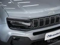 Nuova Jeep Avenger Summit 101 CV (74 kW) 2026 Granite SUV