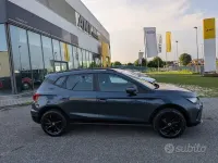 Usata Seat Arona 95 CV (69 kW) 2024 Grigio SUV