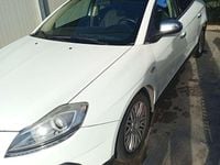 Usata Lancia Delta 120 CV (88 kW) 2010 Bianco Utilitaria