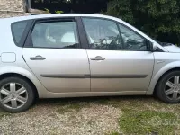 Usata Renault Scenic E-Tech 100 CV (73 kW) 2007 Grigio Monovolume