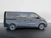 Usata Renault Trafic SE 125 CV (91 kW) 2019 Grigio scuro Monovolume