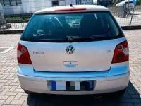 Usata VW Polo 64 CV (47 kW) 2004 Grigio Utilitaria