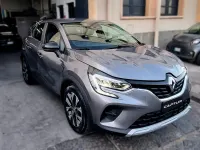 Usata Renault Captur Techno 140 CV (102 kW) 2023 Grigio SUV