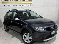 Usata Dacia Sandero Stepway 87 CV (63 kW) 2010 Grigio Berlina