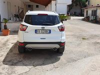 Usata Ford Kuga Titanium 120 CV (88 kW) 2017 Bianco SUV