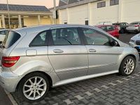 Usata Mercedes B200 140 CV (102 kW) 2008 Monovolume