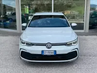 Usata VW Golf VIII R-line 150 CV (110 kW) 2024 Bianco Berlina