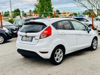 Usata Ford Fiesta 75 CV (55 kW) 2017 Bianco Utilitaria