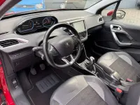 Usata Peugeot 2008 Allure 83 CV (61 kW) 2018 Rosso SUV