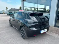 Usata Peugeot 208 GT 101 CV (74 kW) 2025 Nero Utilitaria