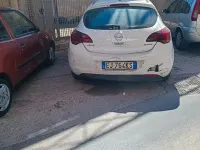 Usata Opel Astra 95 CV (69 kW) 2011 Bianco Berlina