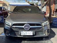 Usata Mercedes A180 115 CV (84 kW) 2019 Grigio Berlina