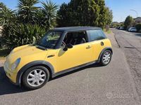 Usata Mini Cooper 116 CV (85 kW) 2003 Giallo Utilitaria