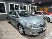 Usata Opel Astra 110 CV (80 kW) 2012 Grigio Station wagon