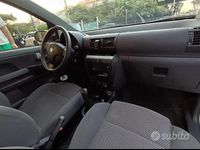 Usata VW Fox 54 CV (39 kW) 2010 Bianco Utilitaria
